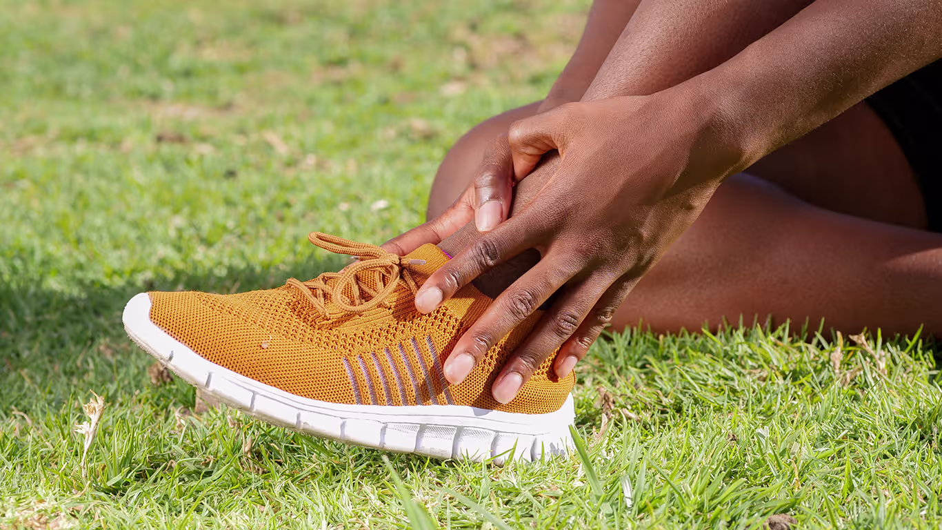 Ankle Sprain Recovery Guide: Symptoms, Treatment & Prevention